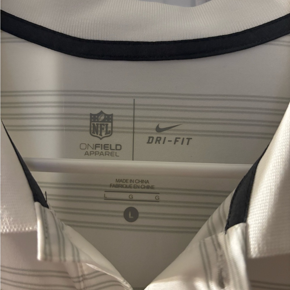 Tennessee Titans White Striped Polo Shirt - Picture 2 of 2